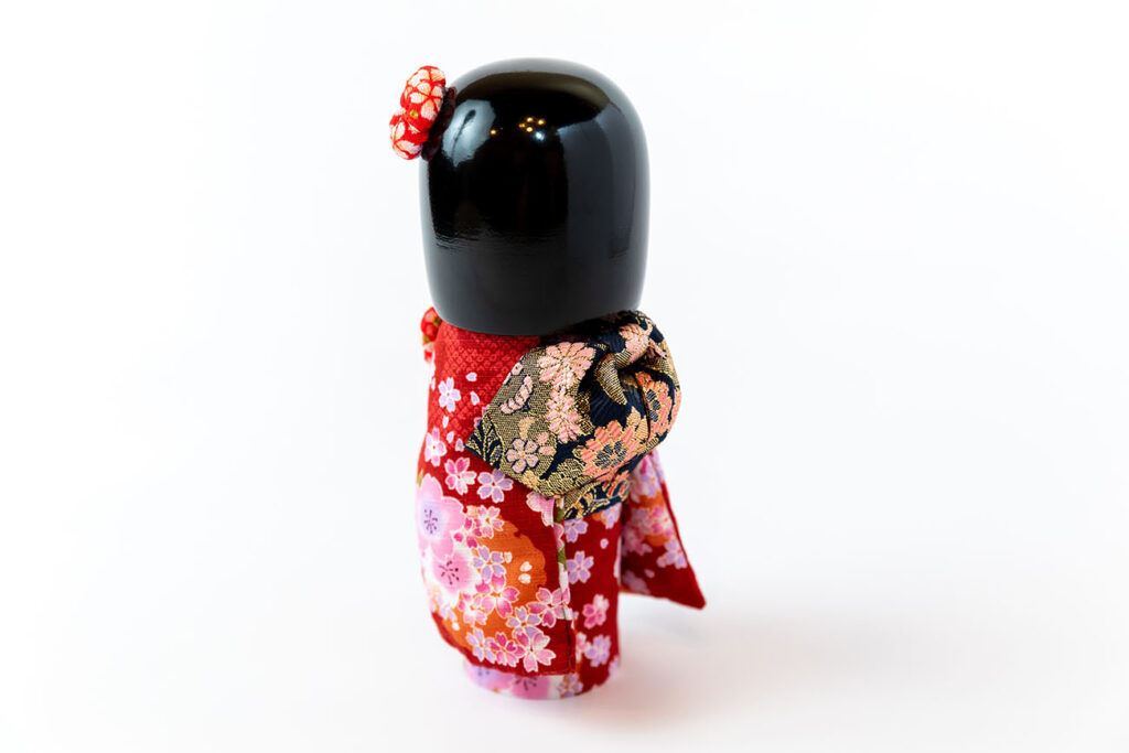 Kokeshi Kyobijin Red_3