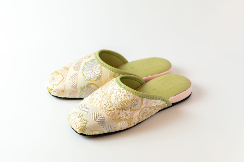 Nishijin Textile Slippers Green_1