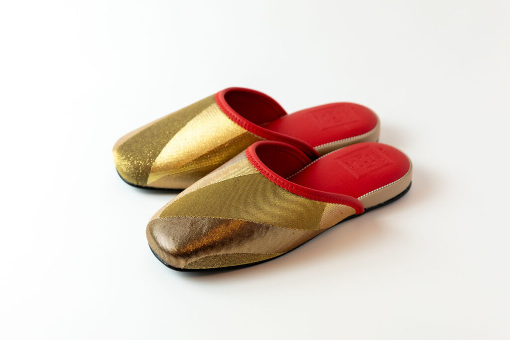 Nishijin Textile Slippers Red_1