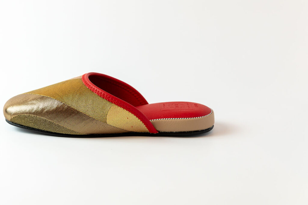 Nishijin Textile Slippers Red_3