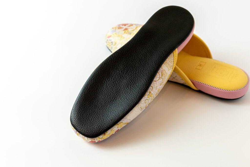 Nishijin Textile Slippers Yellow ①_4