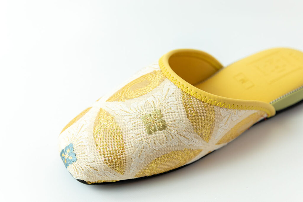 Nishijin Textile Slippers Yellow ②_2