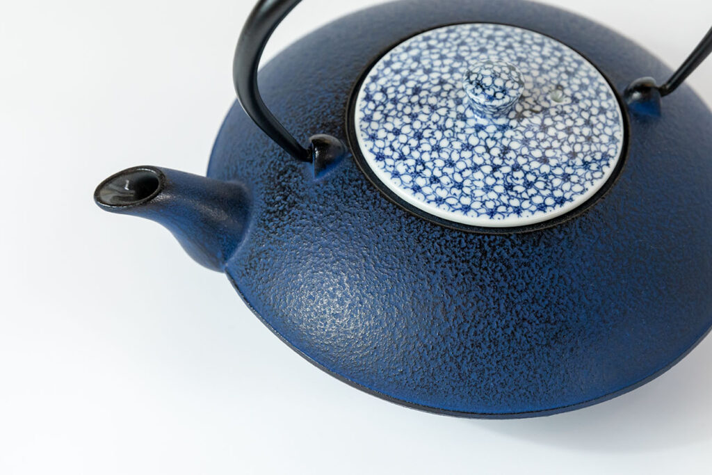 Cast Iron Teapot ➄_3